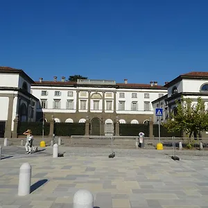 Charmerooms Moroni Bed & Breakfast Stezzano